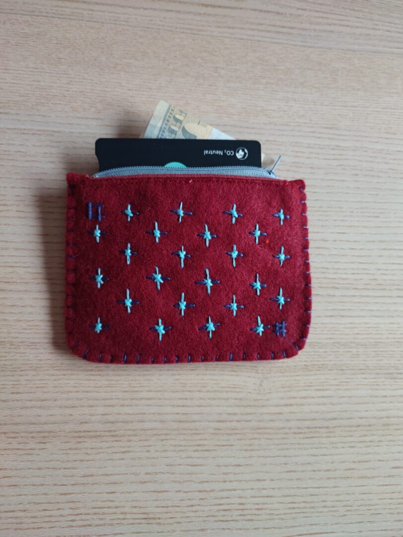 Monedero de Fieltro Bordado Granade anb Blue Shimmening - Imagen 3